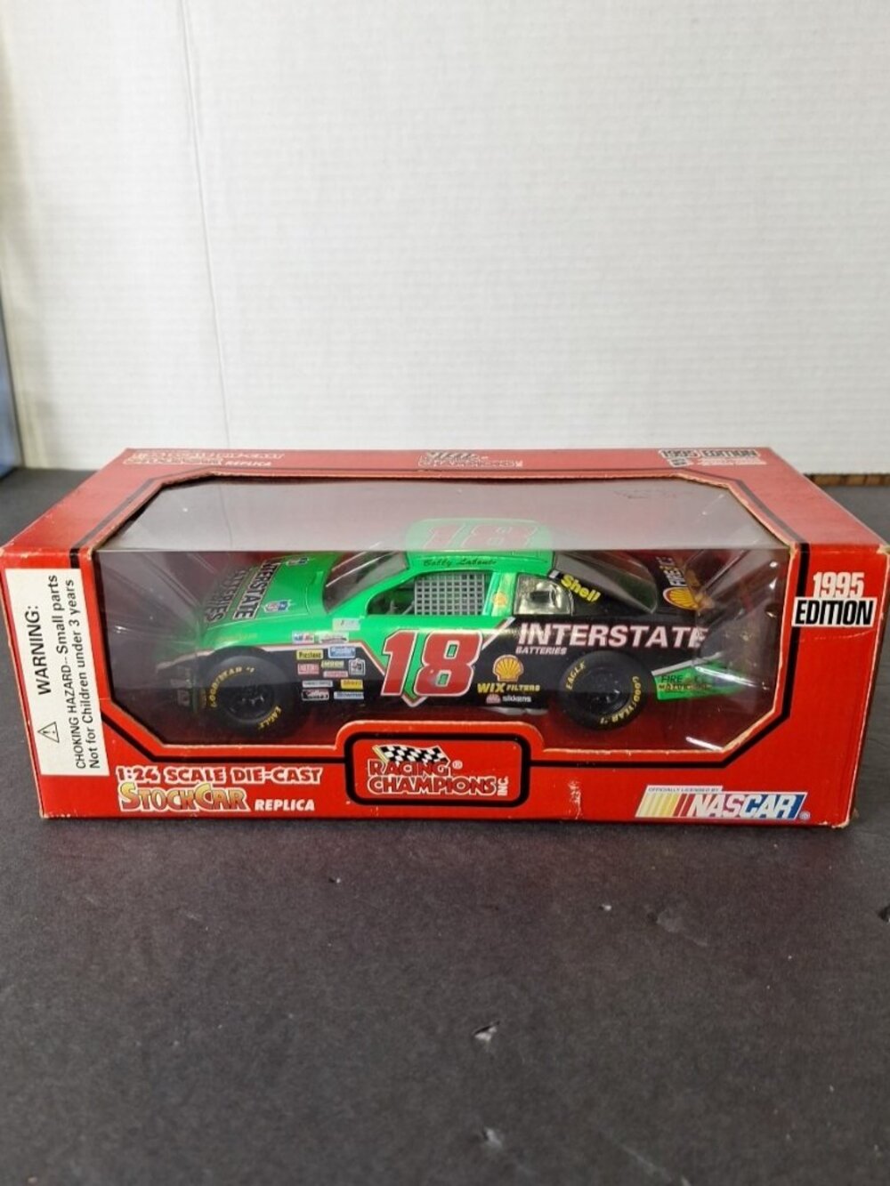 1995 Edition Racing Champions Stock Car Replica 18 Car 1/24 Scale Die Cast